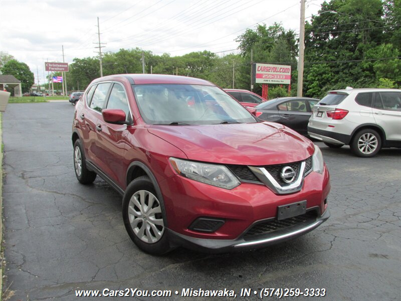 2016 Nissan Rogue S   - Photo 1 - Mishawaka, IN 46545