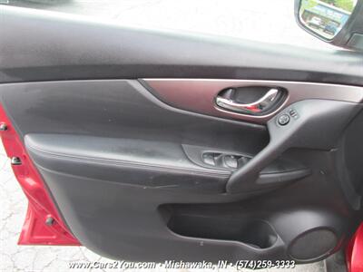 2016 Nissan Rogue S   - Photo 12 - Mishawaka, IN 46545