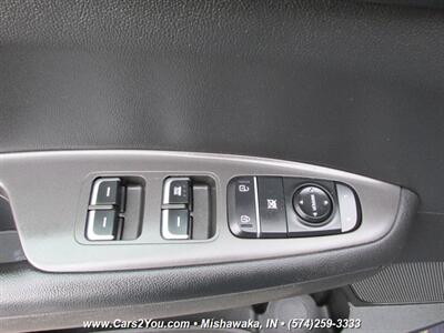 2018 Kia Optima LX   - Photo 10 - Mishawaka, IN 46545