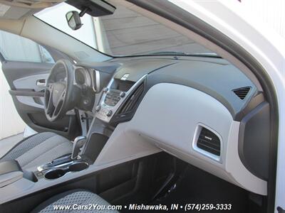 2015 Chevrolet Equinox LS   - Photo 12 - Mishawaka, IN 46545