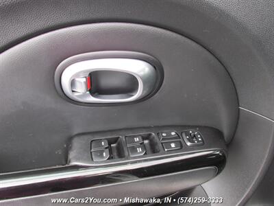 2014 Kia Soul +   - Photo 9 - Mishawaka, IN 46545