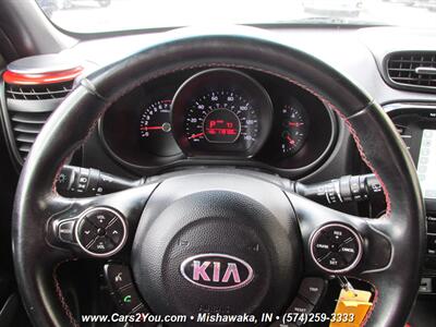 2014 Kia Soul +   - Photo 19 - Mishawaka, IN 46545