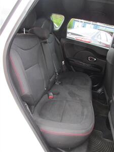 2014 Kia Soul +   - Photo 14 - Mishawaka, IN 46545