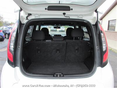 2014 Kia Soul +   - Photo 13 - Mishawaka, IN 46545