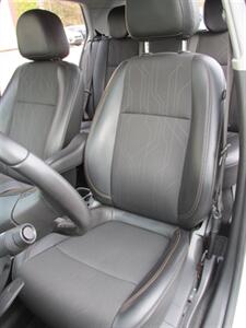 2020 Chevrolet Trax LT 4x4   - Photo 12 - Mishawaka, IN 46545