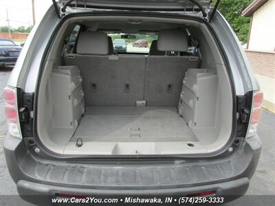 2005 Chevrolet Equinox LS 4x4   - Photo 13 - Mishawaka, IN 46545