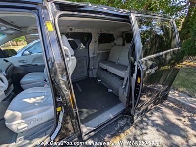 2013 Toyota Sienna XLE Braun Ability Ramp Van   - Photo 9 - Mishawaka, IN 46545