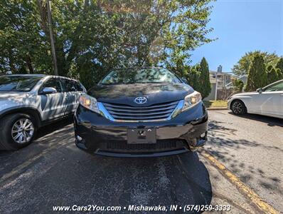 2013 Toyota Sienna XLE Braun Ability Ramp Van   - Photo 3 - Mishawaka, IN 46545