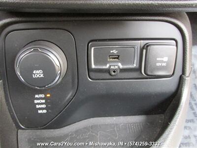 2017 Jeep Renegade Limited 4x4   - Photo 29 - Mishawaka, IN 46545