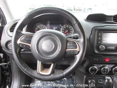 2017 Jeep Renegade Limited 4x4   - Photo 19 - Mishawaka, IN 46545
