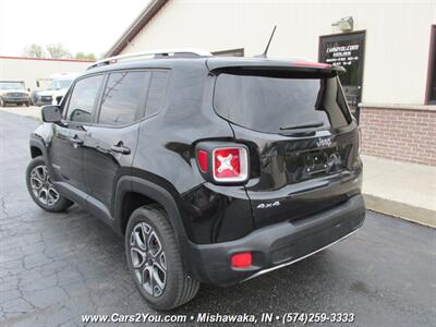 2017 Jeep Renegade Limited 4x4   - Photo 4 - Mishawaka, IN 46545
