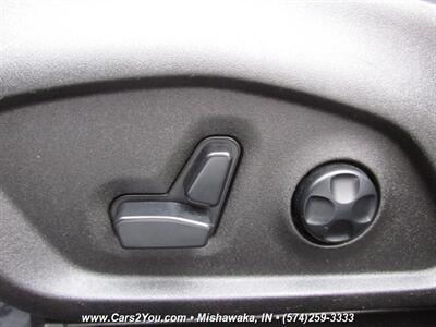 2017 Jeep Renegade Limited 4x4   - Photo 10 - Mishawaka, IN 46545