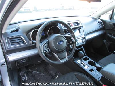 2018 Subaru Outback 2.5i AWD   - Photo 9 - Mishawaka, IN 46545