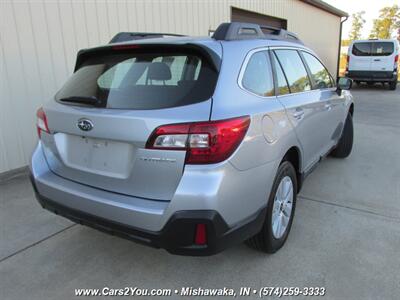 2018 Subaru Outback 2.5i AWD   - Photo 6 - Mishawaka, IN 46545