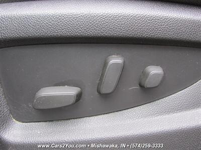 2015 Chevrolet Suburban LS 4x4 - Photo 11 - Mishawaka, IN 46545