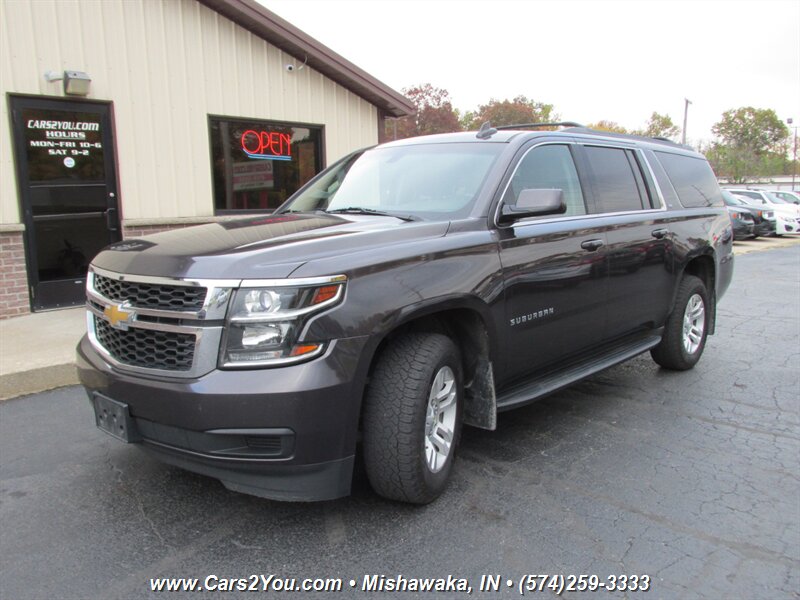 2015 Chevrolet Suburban LS 4x4 - Photo 3 - Mishawaka, IN 46545