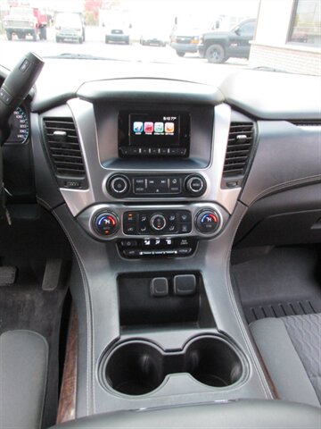 2015 Chevrolet Suburban LS 4x4 - Photo 28 - Mishawaka, IN 46545