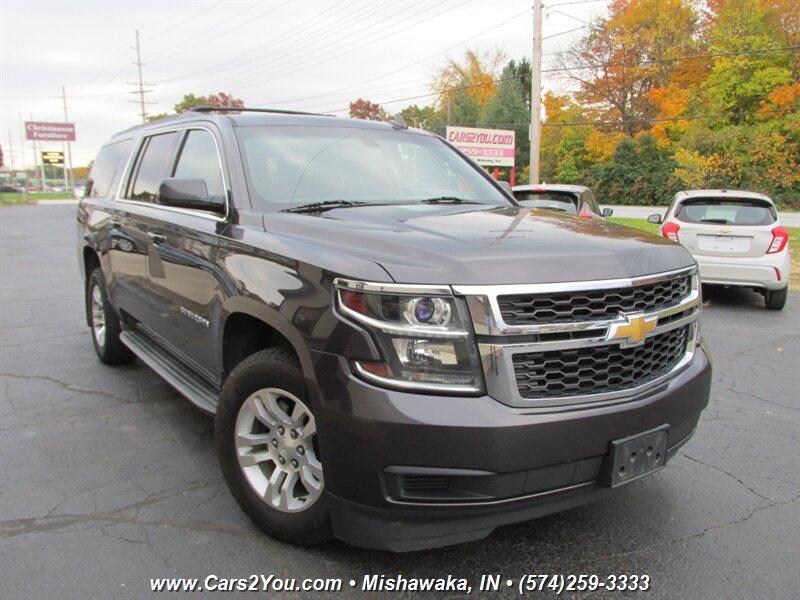 2015 Chevrolet Suburban LS 4x4   - Photo 1 - Mishawaka, IN 46545