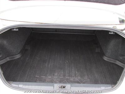 2016 Subaru Legacy 2.5i Premium AWD   - Photo 16 - Mishawaka, IN 46545