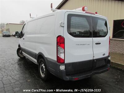 2018 Ford Transit 150 CARGO VAN   - Photo 4 - Mishawaka, IN 46545