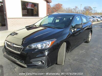 2018 Subaru Impreza 2.0i AWD   - Photo 2 - Mishawaka, IN 46545