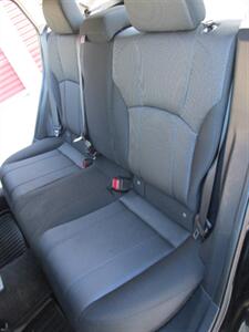 2018 Subaru Impreza 2.0i AWD   - Photo 10 - Mishawaka, IN 46545