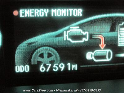 2015 Toyota Prius Hybrid Electric   - Photo 21 - Mishawaka, IN 46545