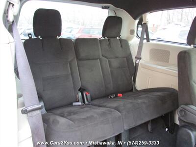 2015 Dodge Grand Caravan SE Plus   - Photo 15 - Mishawaka, IN 46545