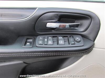 2015 Dodge Grand Caravan SE Plus   - Photo 7 - Mishawaka, IN 46545