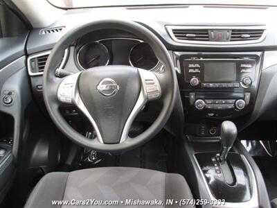 2016 Nissan Rogue SV AWD   - Photo 23 - Mishawaka, IN 46545