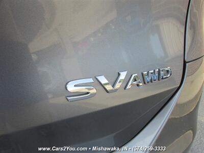 2016 Nissan Rogue SV AWD   - Photo 9 - Mishawaka, IN 46545