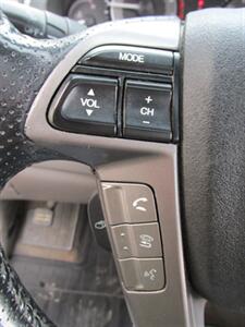 2015 Honda Odyssey Touring Elite   - Photo 33 - Mishawaka, IN 46545