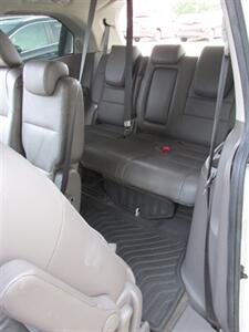 2015 Honda Odyssey Touring Elite   - Photo 15 - Mishawaka, IN 46545