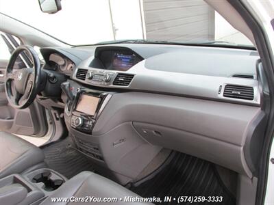 2015 Honda Odyssey Touring Elite   - Photo 28 - Mishawaka, IN 46545