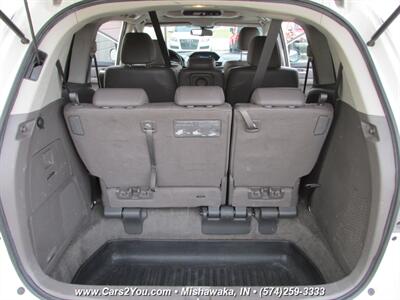 2015 Honda Odyssey Touring Elite   - Photo 21 - Mishawaka, IN 46545