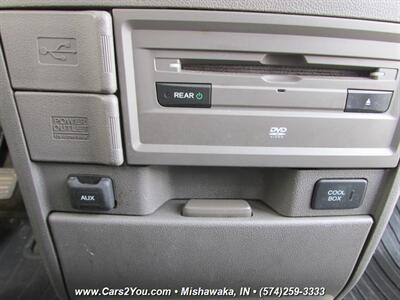 2015 Honda Odyssey Touring Elite   - Photo 41 - Mishawaka, IN 46545