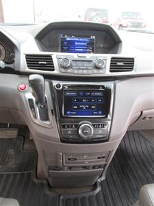 2015 Honda Odyssey Touring Elite   - Photo 35 - Mishawaka, IN 46545