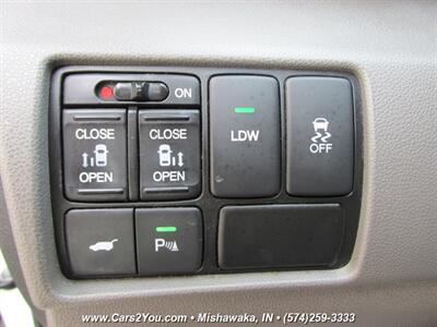 2015 Honda Odyssey Touring Elite   - Photo 29 - Mishawaka, IN 46545