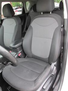 2019 Kia Soul +   - Photo 10 - Mishawaka, IN 46545