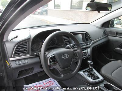 2018 Hyundai ELANTRA SEL   - Photo 7 - Mishawaka, IN 46545