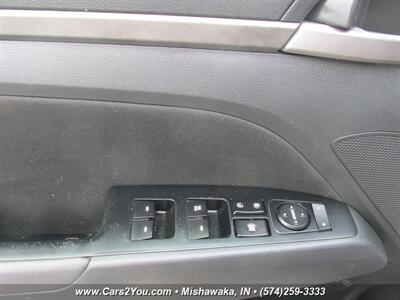 2018 Hyundai ELANTRA SEL   - Photo 6 - Mishawaka, IN 46545