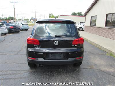 2012 Volkswagen Tiguan SE   - Photo 5 - Mishawaka, IN 46545