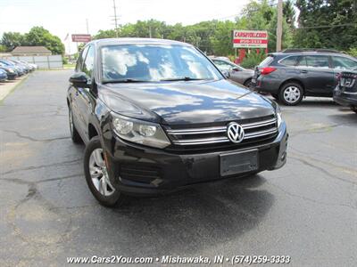 2012 Volkswagen Tiguan SE   - Photo 1 - Mishawaka, IN 46545