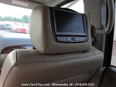 2013 Nissan Armada Platinum 4x4   - Photo 16 - Mishawaka, IN 46545