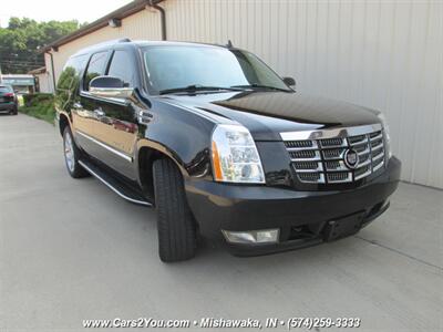 2009 Cadillac Escalade ESV 4x4   - Photo 3 - Mishawaka, IN 46545
