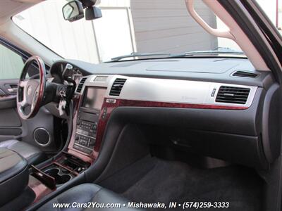 2009 Cadillac Escalade ESV 4x4   - Photo 26 - Mishawaka, IN 46545