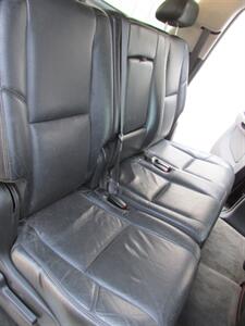 2009 Cadillac Escalade ESV 4x4   - Photo 22 - Mishawaka, IN 46545