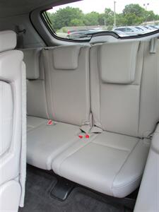 2015 Toyota Highlander XLE 4x4   - Photo 14 - Mishawaka, IN 46545
