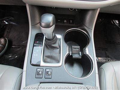2015 Toyota Highlander XLE 4x4   - Photo 33 - Mishawaka, IN 46545