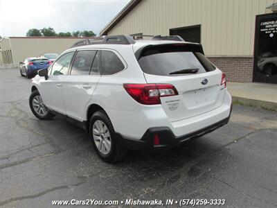 2019 Subaru Outback 2.5i Premium AWD   - Photo 4 - Mishawaka, IN 46545